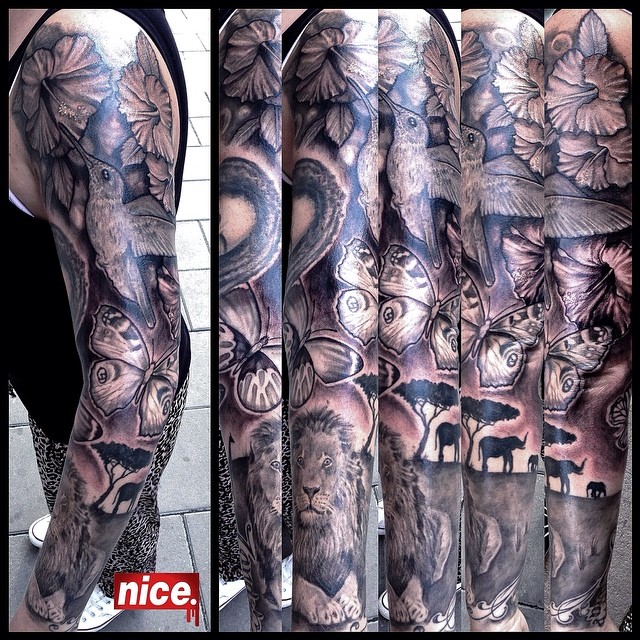 Klar! @piroz_tattoo #tattoo#ink #tattoos#tatuering#gadd #stockholm #nicesthlm#blackandgray#lion#bird